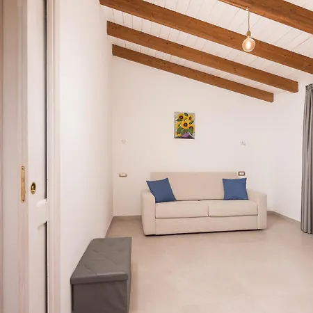 New Suites Sea View Sardinia, Bedda Ista Feriegård